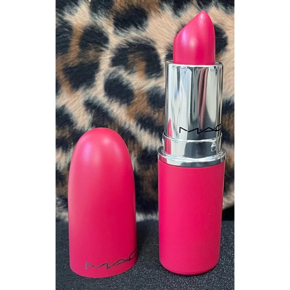 Limited Edition M.A.C Cosmetics The Perfect Bow Matte Lipstick